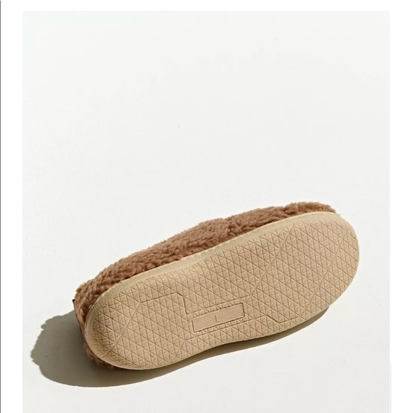 URBAN OUTFITTERS SHERPA HARDSOLE SLIPPERS NEW - Picture 11 of 11